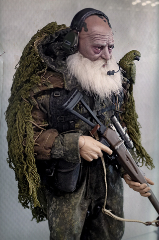 Illustration for article titled Custom Metal Gear Figures are the Very Definition of Badass